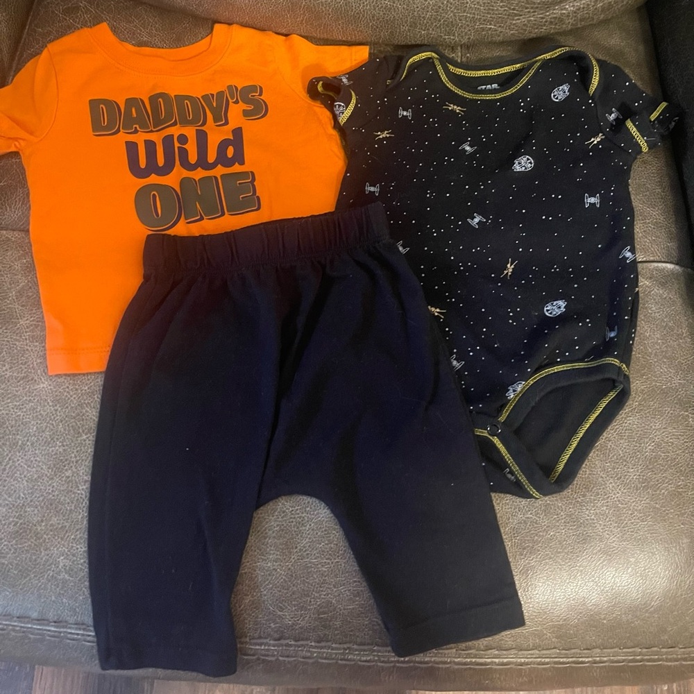 Baby clothes